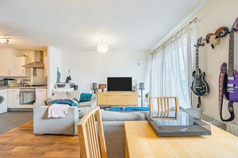 1 bedroom apartment for sale, Du Cane Road, London