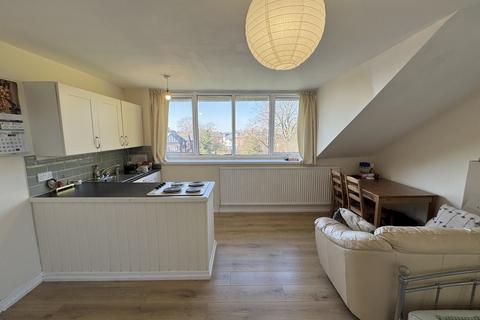 Studio to rent, Ashlands, Sale, M33 5PB