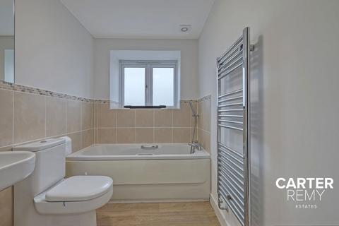 122 Clenshaw Path, Basildon, SS14 2FP