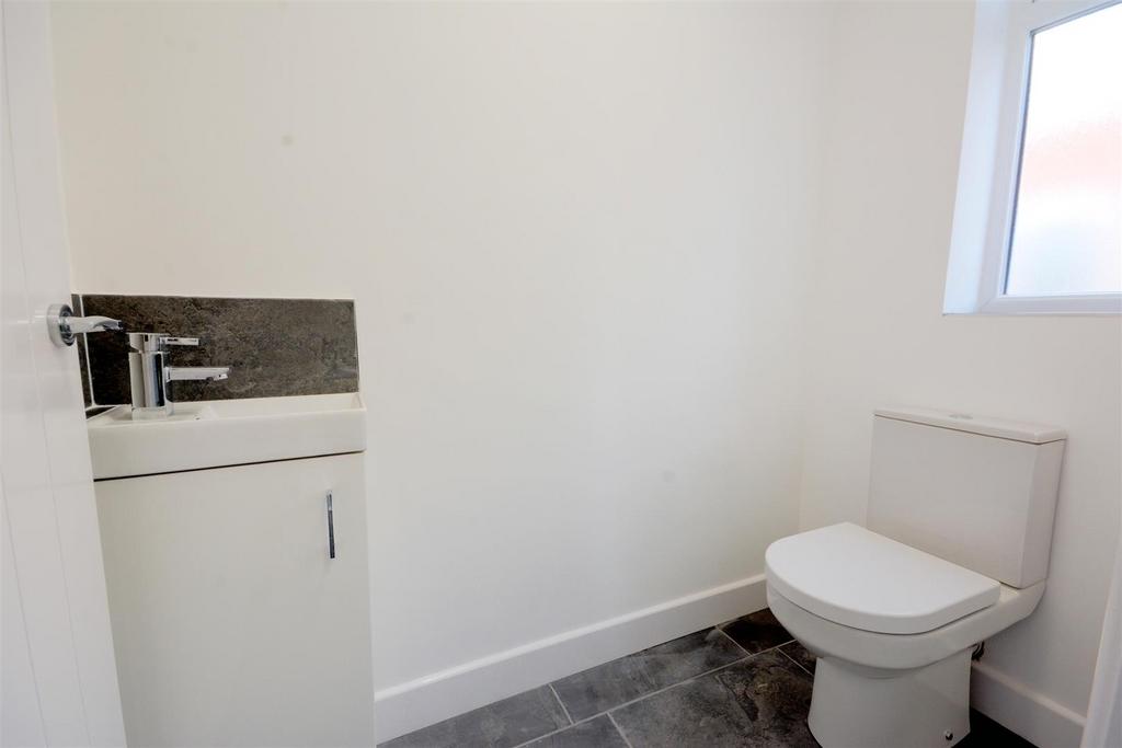 Ground Floor w.c.