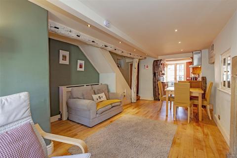 18 Fennel Street, Ashford In The Water, Bakewell, DE45 1QF