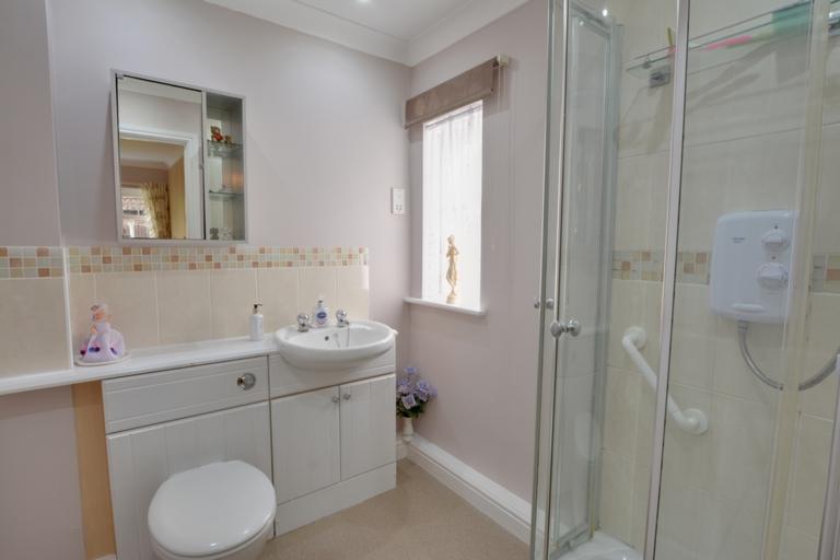 En-Suite Shower