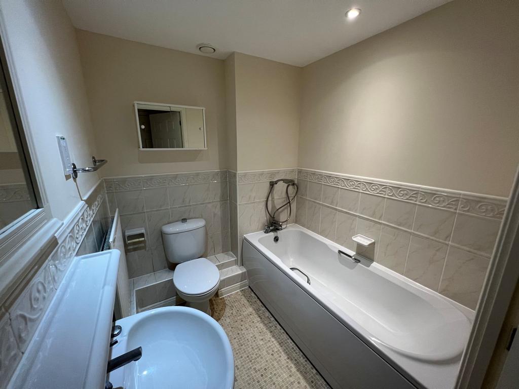Family bathroom