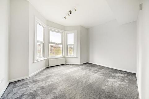 3 bedroom flat for sale, Long Lane,  Finchley,  N3