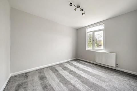 3 bedroom flat for sale, Long Lane,  Finchley,  N3
