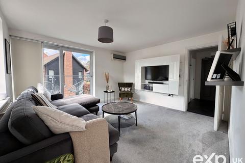 Flat 2, 2 Beadsman Crescent, Leybourne, West Malling, ME19 5FB
