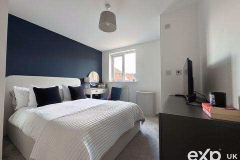 Flat 2, 2 Beadsman Crescent, Leybourne, West Malling, ME19 5FB