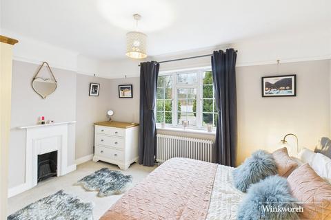 30 Holybrook Crescent, Reading, RG30 3LN