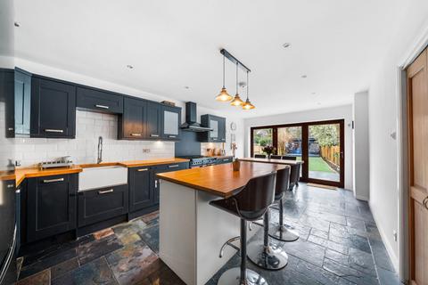 139 Summer Road, Thames Ditton, KT7 0QW
