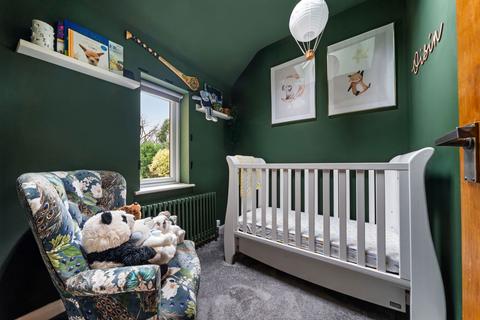 139 Summer Road, Thames Ditton, KT7 0QW