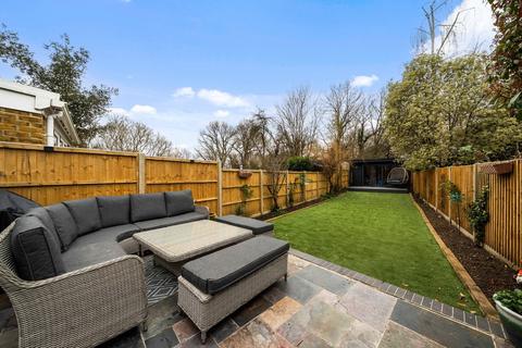 139 Summer Road, Thames Ditton, KT7 0QW