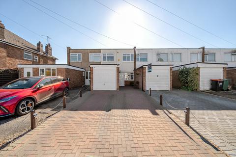 27 Britain Street, Dunstable, LU5 4JA