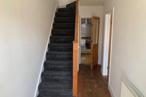 3 bedroom detached house to rent, Chiltern Road, Burnham SL1