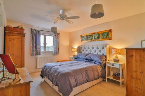 7 Tenter Close, Hadleigh, Ipswich, IP7 5FA