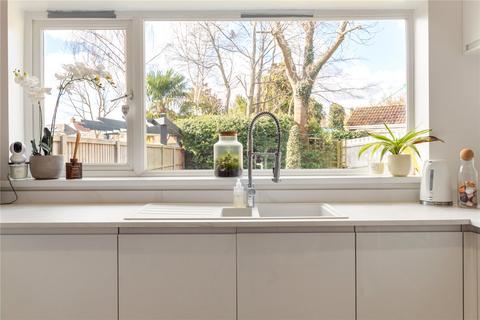 13 Cheesemans Close, Waltham, Grimsby, DN37 0ER
