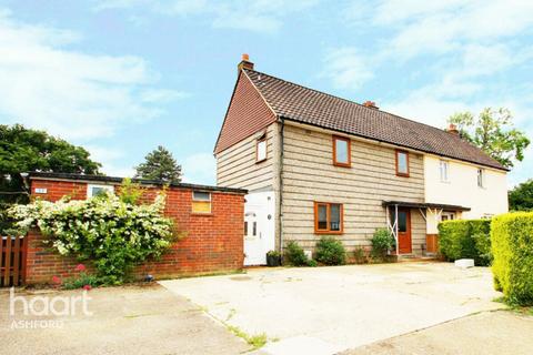 3 bedroom semi-detached house for sale, Chester Avenue, Bethersden
