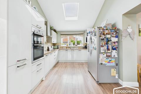 9 Southgate, Brewood, Stafford, ST19 9JG