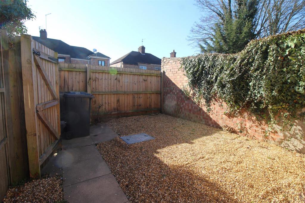 Garden 1 .JPG