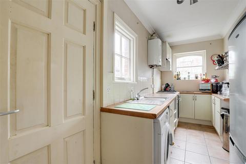 159 Bobbers Mill Road, Nottingham, NG7 5JS