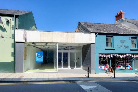 Property to rent - 8 High Street, Fishguard SA65 9AR