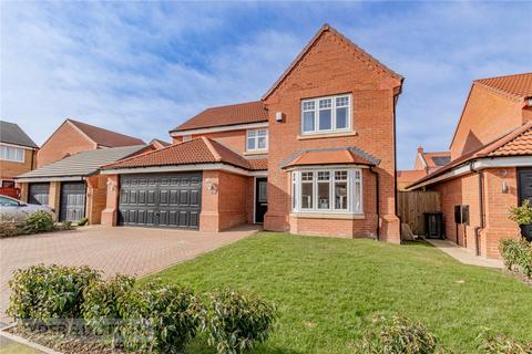 4 bedroom detached house for sale, Highfield Close, Fixby, Huddersfield, West Yorkshire, HD2