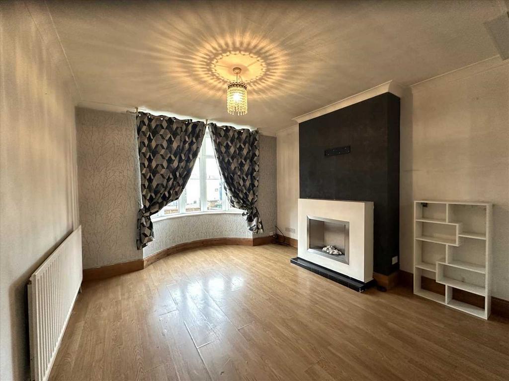Entrance hall: