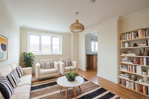 2 bedroom apartment for sale, Commercial Road, Constable Court