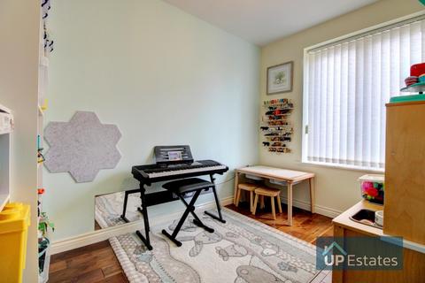 90 Aldermoor Lane, Coventry, CV3 1JY