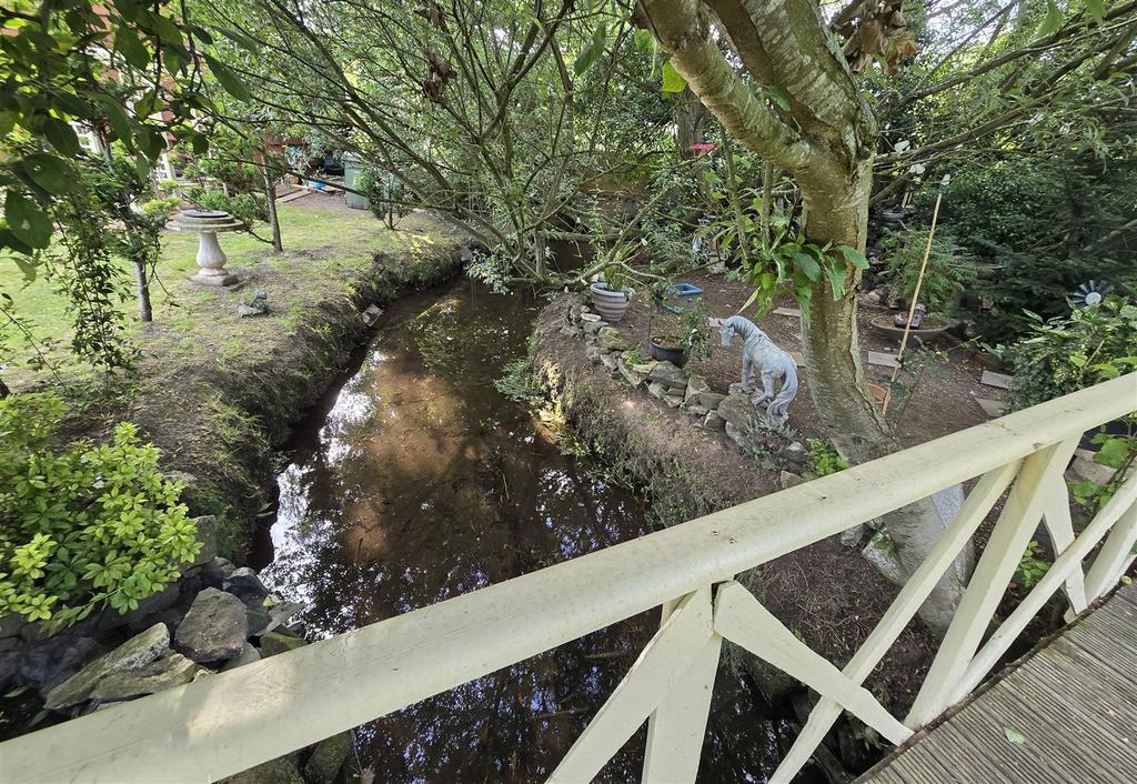 Wooden bridge.jpg