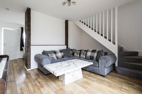 4 bedroom house to rent, Travellers Lane, Hatfiield, AL10