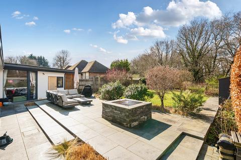 4 bedroom detached house for sale, Gatesden Road, Fetcham, KT22