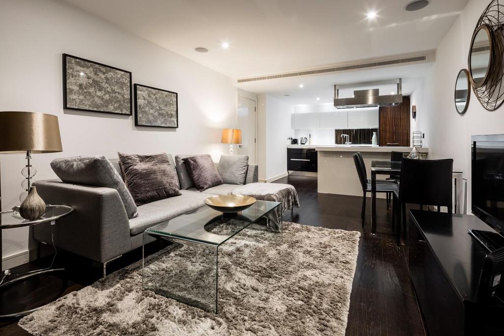 Caro Point Living 6.jpg