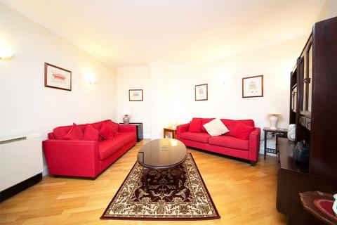 2 bedroom apartment for sale, South Block, London SE1