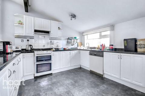 2 bedroom terraced house for sale, Mildmayes, Basildon