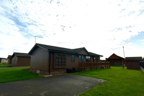 2 bedroom lodge for sale, Fitling Hull