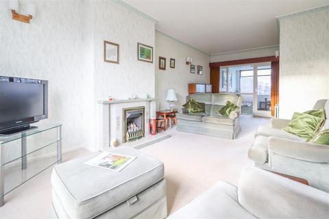 115 Babbacombe Road, Styvechale, Coventry, CV3 5NZ