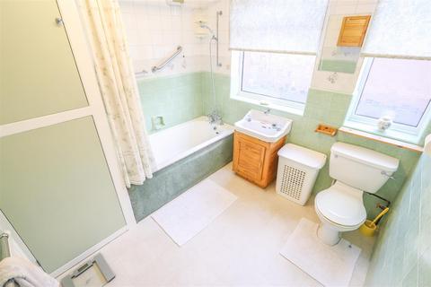 115 Babbacombe Road, Styvechale, Coventry, CV3 5NZ