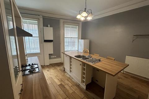 3 bedroom townhouse to rent, Vicar Lane Chambers, Howden