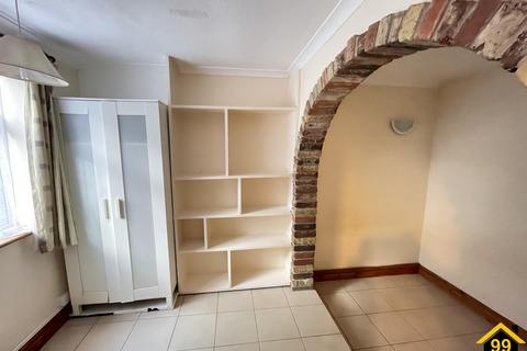 undefined, Rose Hill, Sutton, Surey, SM1