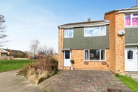 1 Aviary Walk, Bedford, MK41 7JD