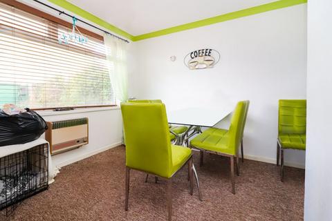 1 Aviary Walk, Bedford, MK41 7JD