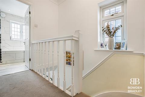 13 Penrith Road, Ilford, IG6 3DA