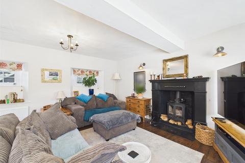 Hillcrest Bridgend, Dunning, Perth, PH2 0RS
