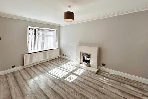 2 bedroom house to rent, East Stainton Street, South Shields
