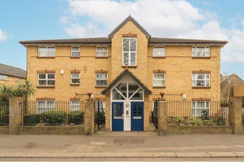 2 bedroom flat for sale, Acton Lane, London W4