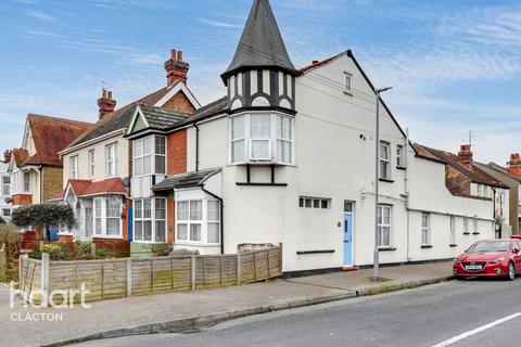 3 bedroom semi-detached house for sale, Vista Road, Clacton-On-Sea