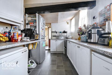 3 bedroom semi-detached house for sale, Vista Road, Clacton-On-Sea