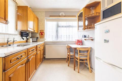 2 bedroom semi-detached bungalow for sale, Oak Piece, North Weald, Epping