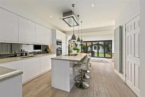 27 Castlegate, Richmond, TW9 2HL
