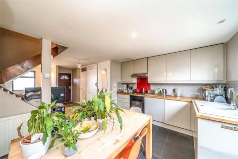 4 bedroom end of terrace house for sale, London SW9